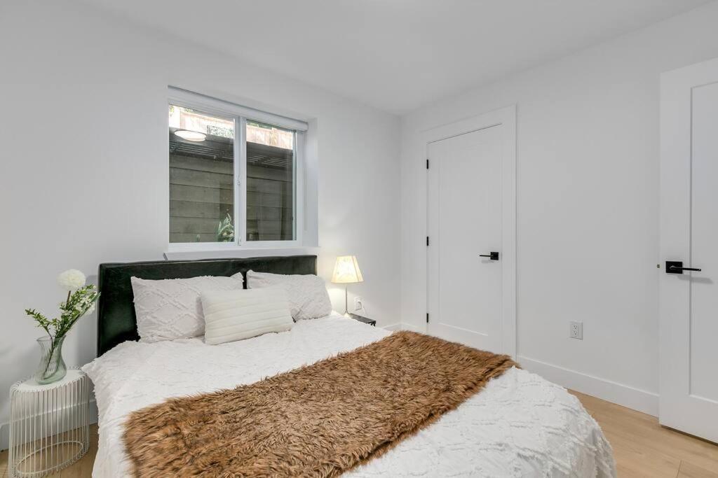Guest Suite In South Σάρρεϋ Εξωτερικό φωτογραφία
